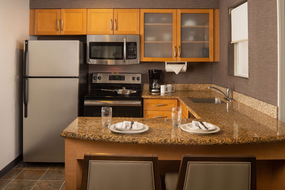 Private kitchen, Sonesta ES Suites Nashville Brentwood