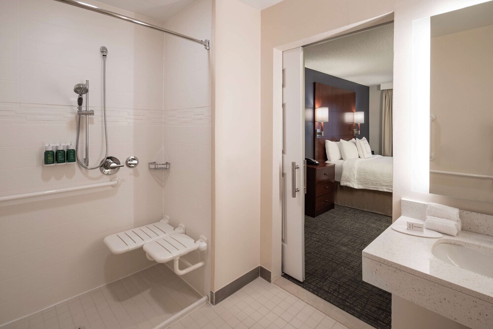 Bathroom, Sonesta ES Suites Nashville Brentwood