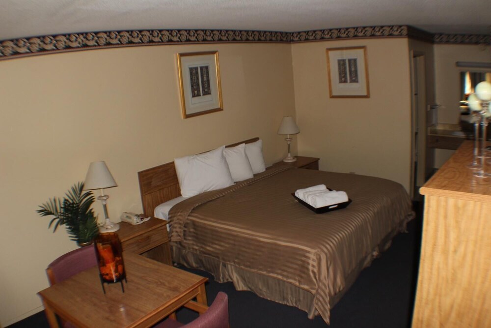 Room, Value Inn & Suites