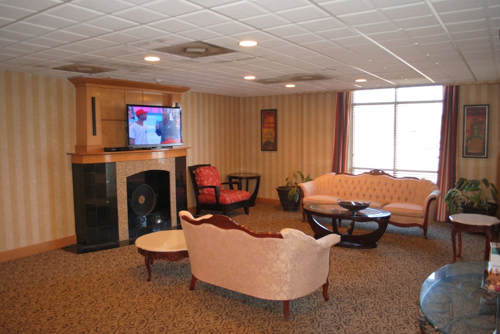 Interior entrance, Suburban Extended Stay Hotel Chester I-95