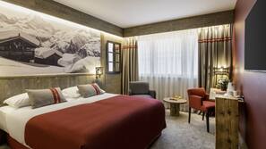 Premium bedding, minibar, in-room safe, desk