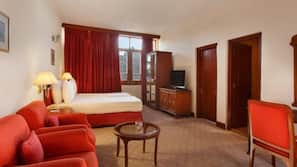 Minibar, in-room safe, iron/ironing board, rollaway beds