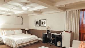 Coffre-forts dans les chambres, bureau, rideaux occultants