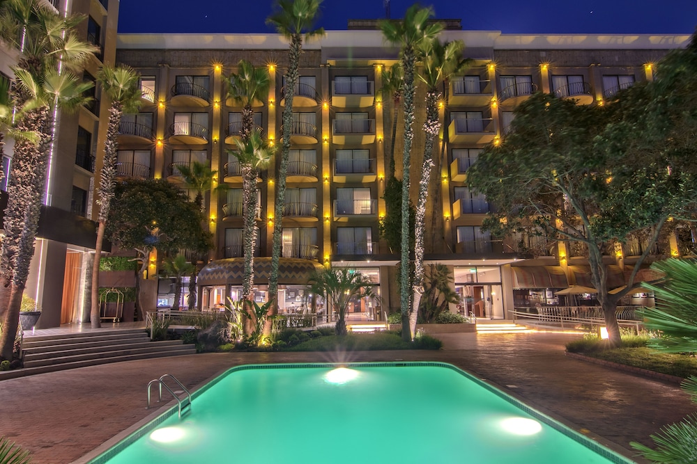 Hotel Lucerna Tijuana In Rio Rates Reviews On Orbitz Featured Image