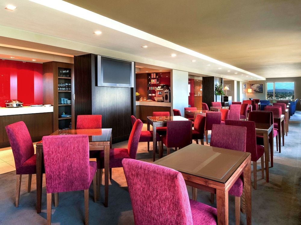 Pullman Melbourne on the Park