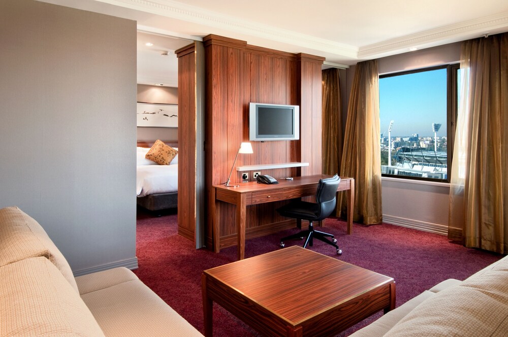 Pullman Melbourne on the Park