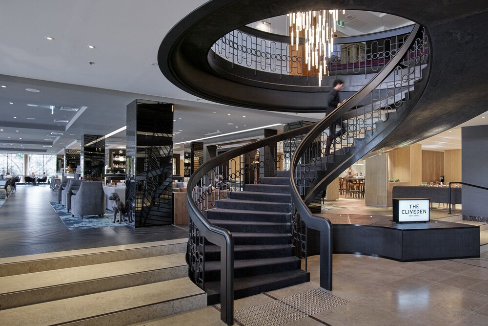 Pullman Melbourne on the Park