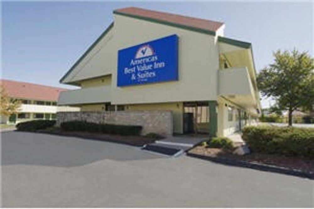 Americas Best Value Inn Kansas City E Independence