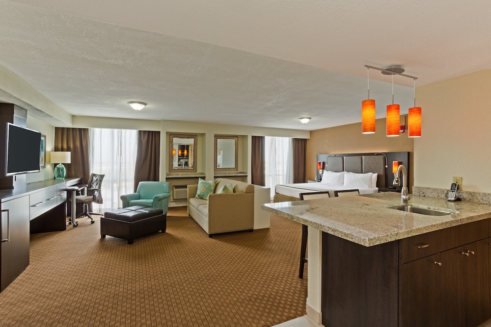 Holiday Inn Miami - International Airport, an IHG Hotel