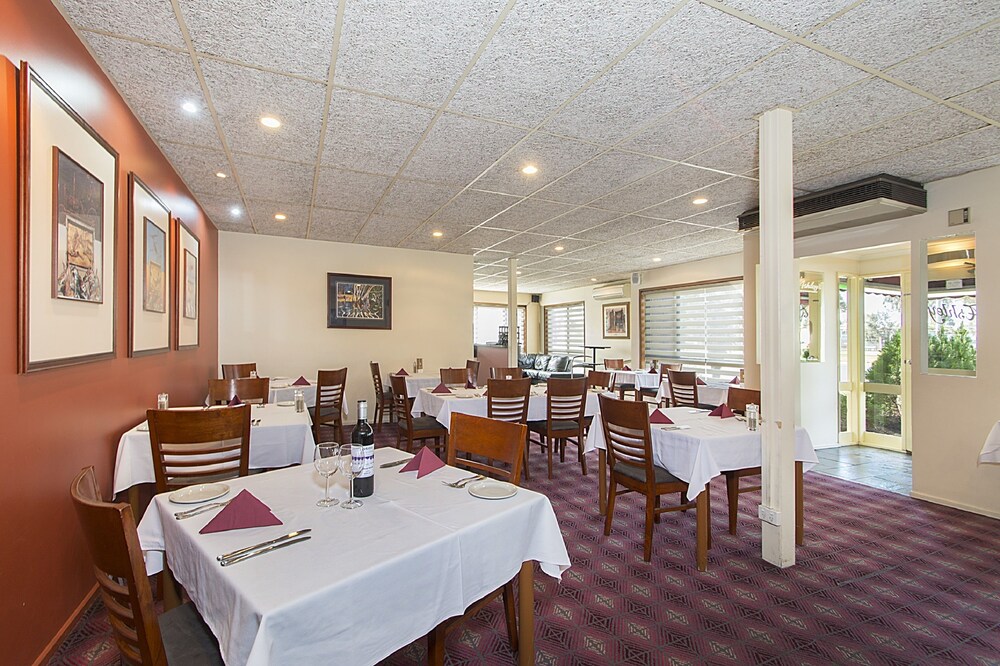 Restaurant, Citrus Valley Motel