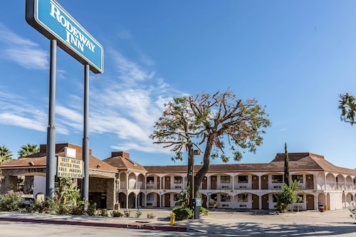 Great Place to stay Rodeway Inn Magic Mountain Area near Castaic 