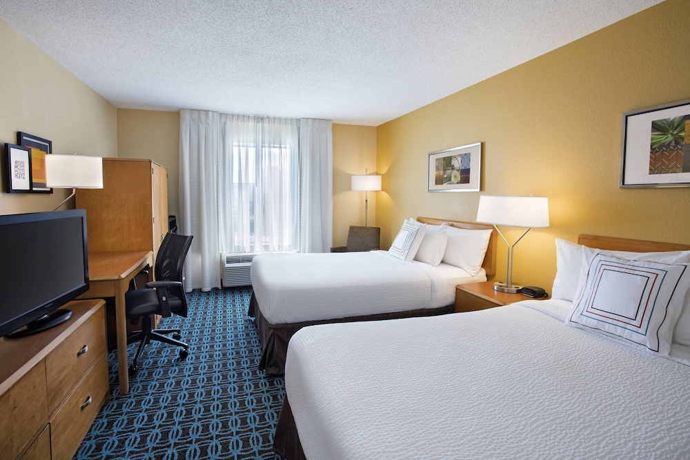 Room, Fairfield Inn and Suites By Marriott Merrillville