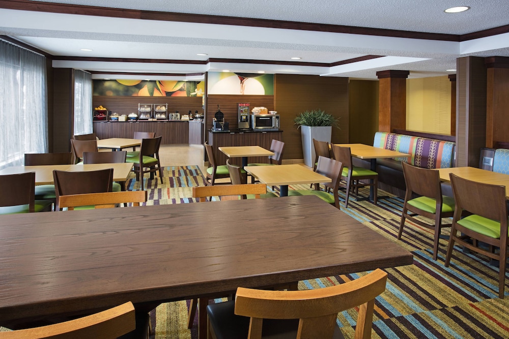 Fairfield Inn and Suites By Marriott Merrillville