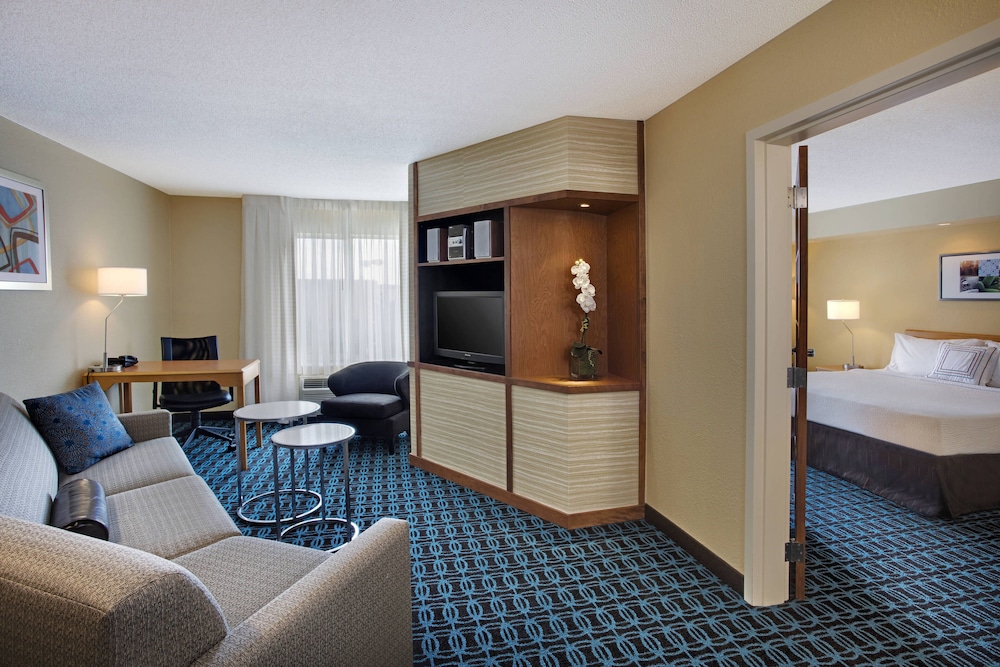 Fairfield Inn and Suites By Marriott Merrillville