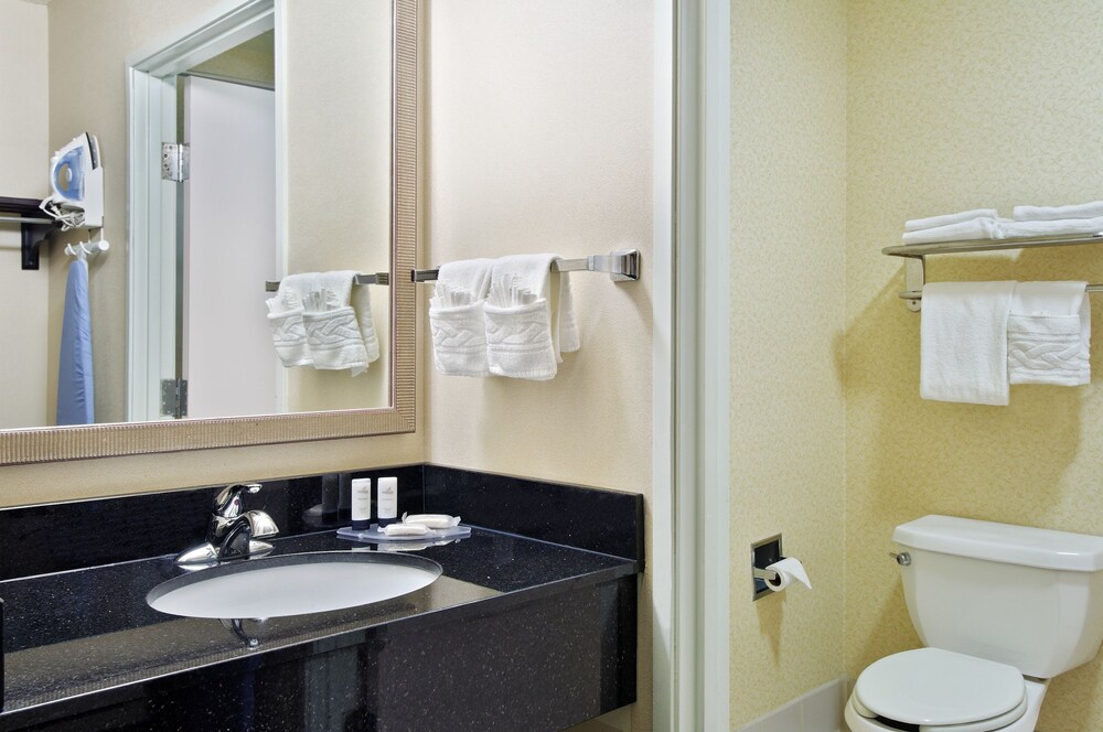 Fairfield Inn and Suites By Marriott Merrillville