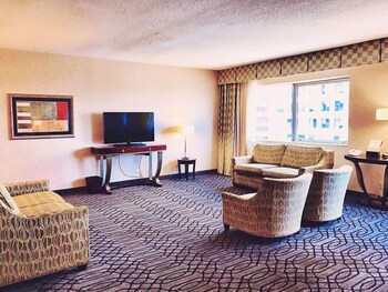 Doubletree By Hilton Hotel St Paul Downtown Minneapolis St Paul 93 Room Prices Reviews Travelocity