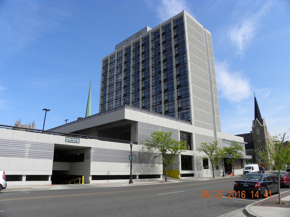 Holiday Inn Chicago North-Evanston, an IHG Hotel