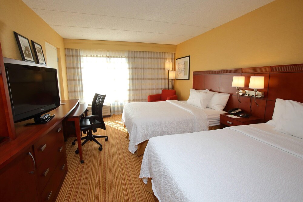 Courtyard by Marriott Boston Marlborough