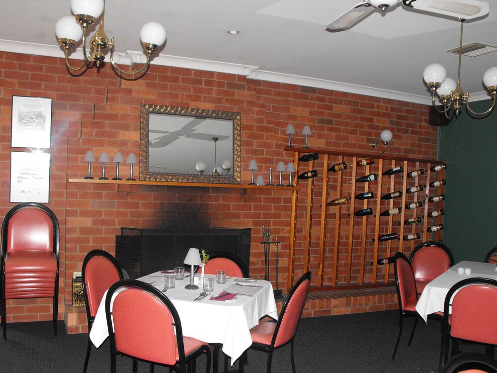 Restaurant, Philadelphia Motor Inn Echuca