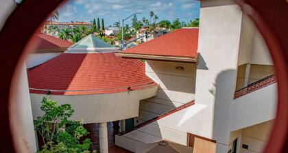 Best Western Plus Suites Hotel Coronado Island