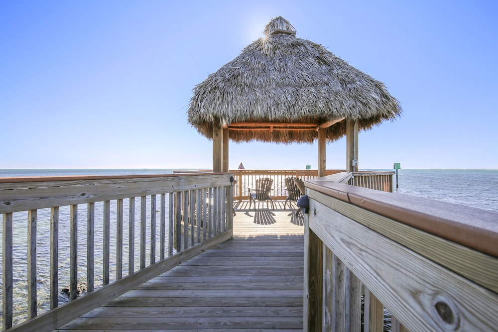 Ocean Pointe Suites at Key Largo