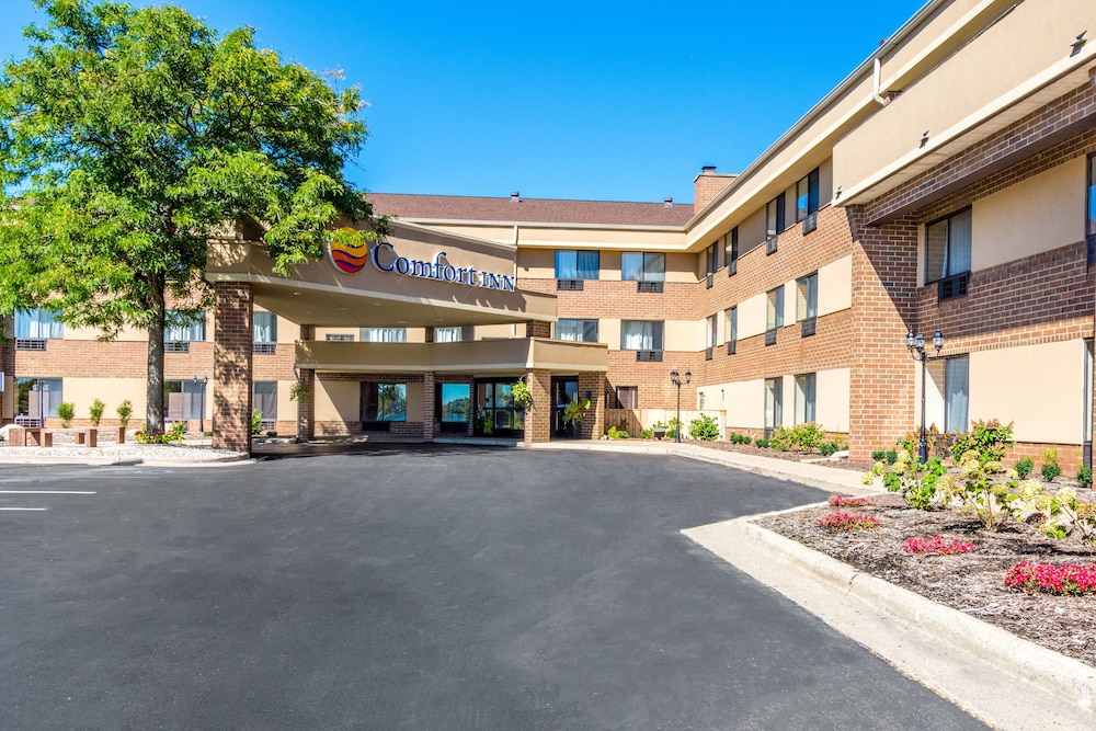 magnuson grand resort and convention middle hammond grand inn de l univers paris