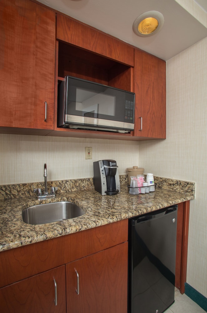 Private kitchenette, Holiday Inn Express Hotel & Suites Va Beach Oceanfront, an IHG Hotel