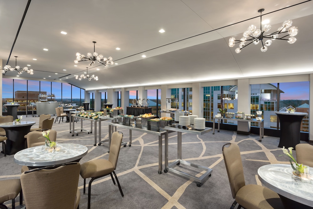 Reception hall, Hyatt Regency Bethesda