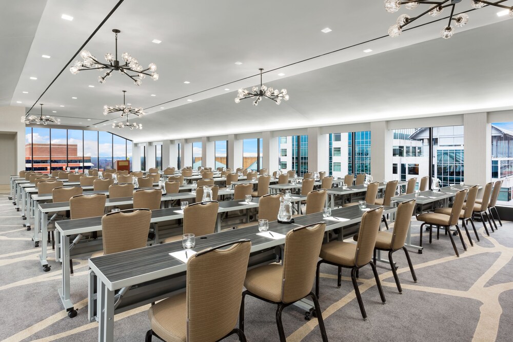 Reception hall, Hyatt Regency Bethesda