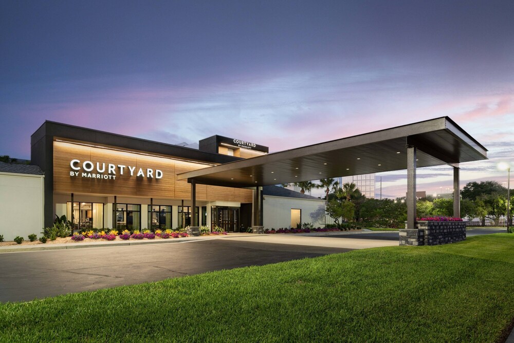 Courtyard by Marriott Tampa Westshore/Airport