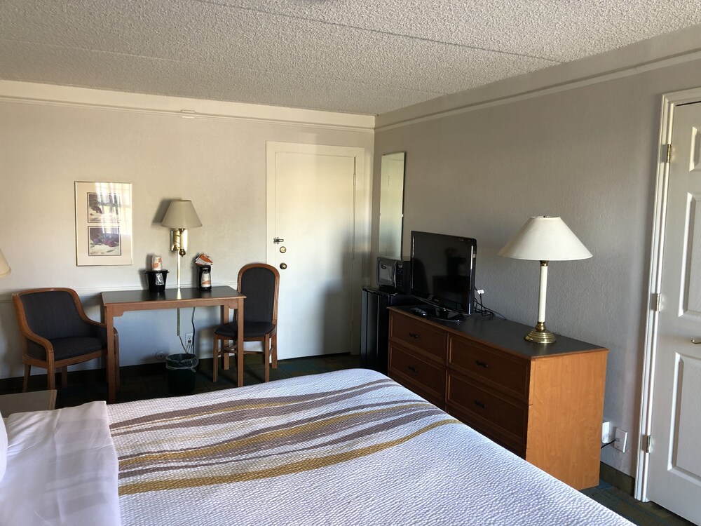 Quality Inn Aurora Denver