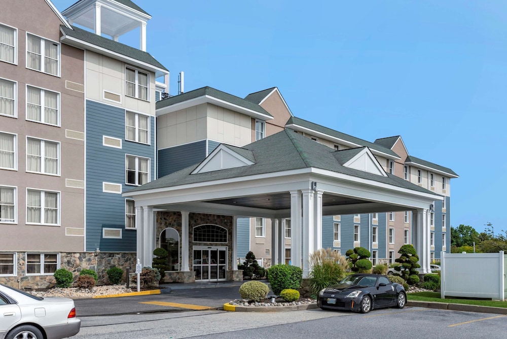  Comfort Inn & Suites Glen Mills - Concordville