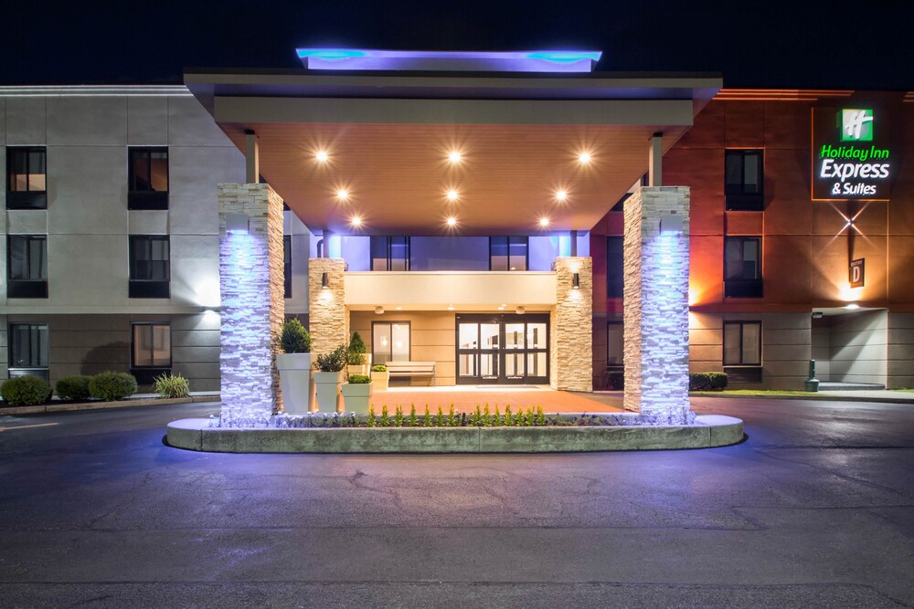 Holiday Inn Express And Suites Albany Airport Wolf Road 2018 Exterior Featured Image