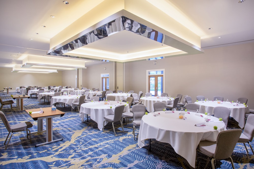 Banquet hall, Crowne Plaza Gerrards Cross, an IHG Hotel