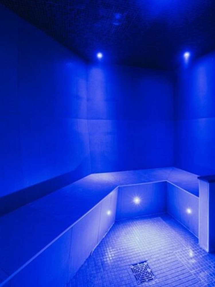 Steam room, Crowne Plaza Gerrards Cross, an IHG Hotel