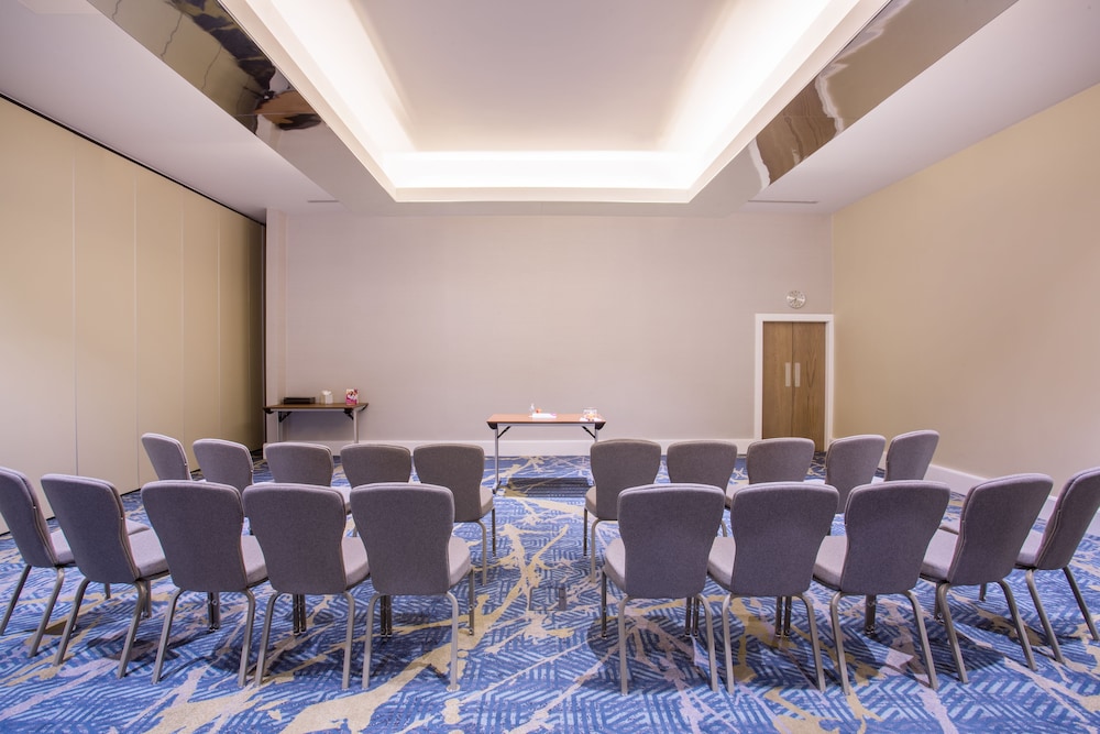 Gerrards Cross Meeting Room Gerrards Cross Meeting Room