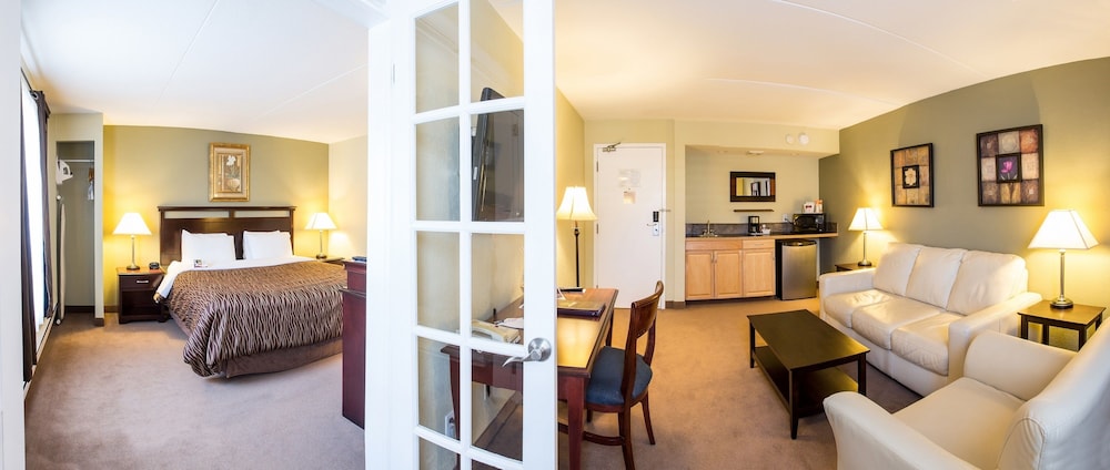 Chateau Regina Hotel And Suites Chateau Regina Hotel And Suites