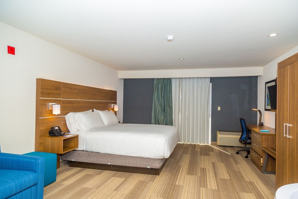 Holiday Inn Express San Diego Airport - Old Town, an IHG Hotel