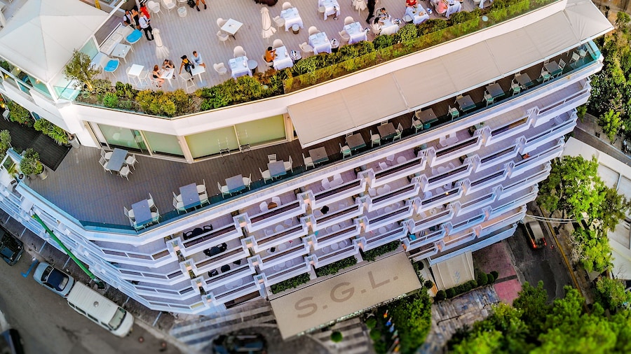 St George Lycabettus Hotel