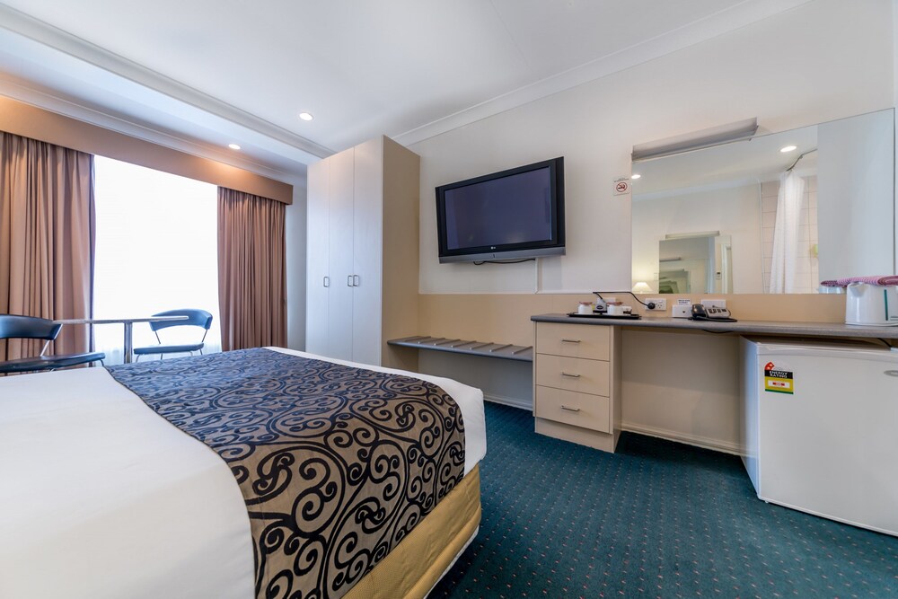 Room, Melbourne's Princes Park Motor Inn