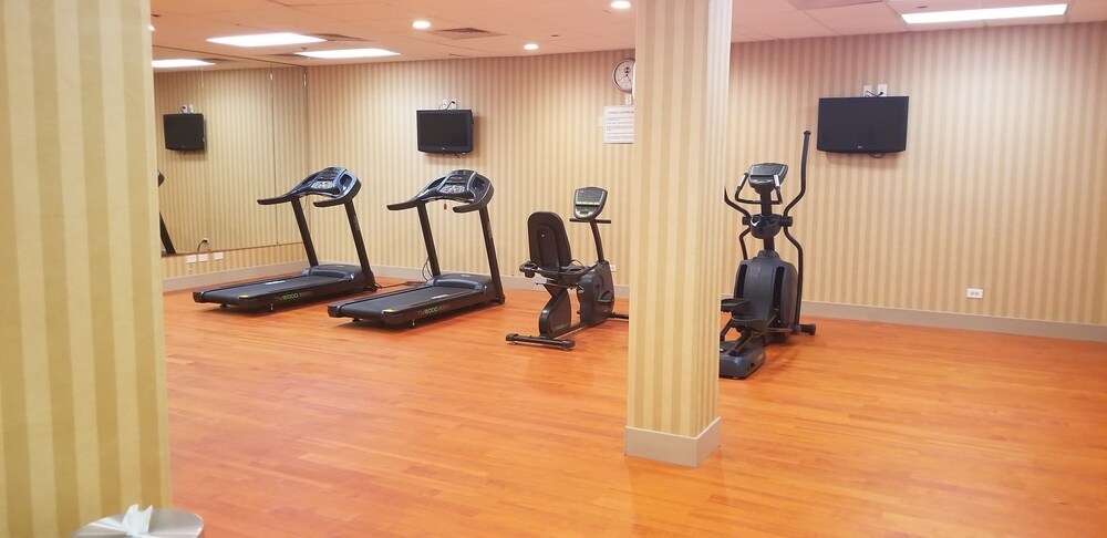 Fitness facility, Clarion Hotel and Conference Center Greeley Downtown