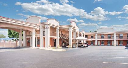 Days Inn by Wyndham McAllen