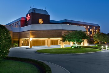 Crowne Plaza Providence-Warwick Airport