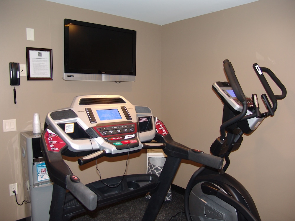 Fitness facility, Quality Inn & Suites Downtown