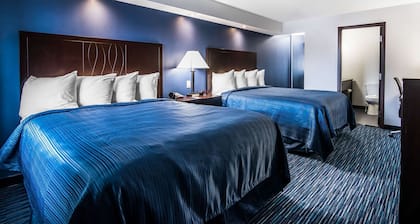 Quality Inn & Suites Downtown
