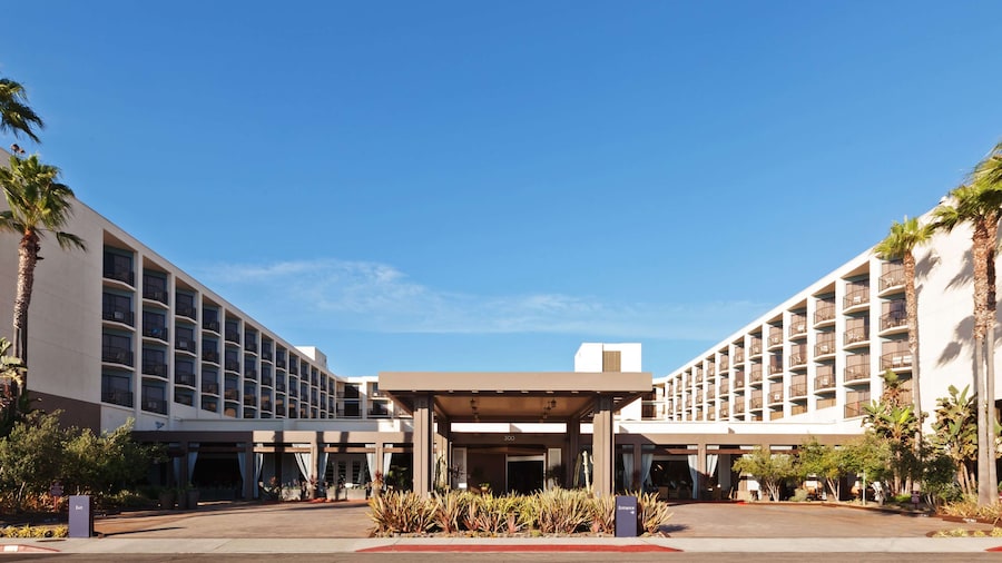 Sonesta Redondo Beach & Marina