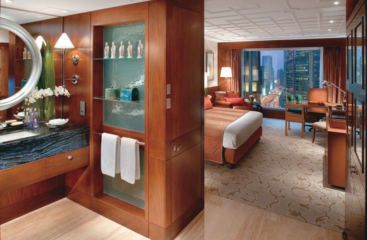 East Asia, Mandarin Oriental, Hong Kong