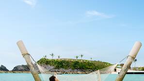 Playa privada cerca y arena blanca