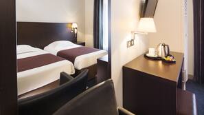 Minibar, coffre-forts dans les chambres, bureau, chambres insonorisées