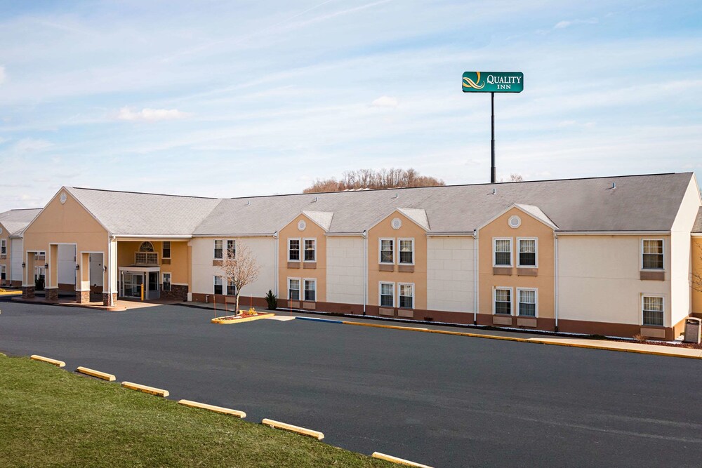 Quality Inn In Bridgeport Hotel Rates Reviews On Orbitz